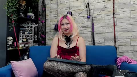 Snapshot of kaziaswart chatting on 3, 1, 2025 Miss Kazia online show from 3, 1, 2025