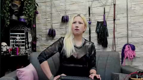 Snapshot of kaziaswart chatting on 5, 10, 2025 Miss Kazia online show from 5, 10, 2025