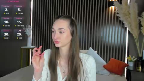 Kelly GMT 2 Su We Th Fr Sa   0300AM-09-00AM   online show from 17, 2, 2026