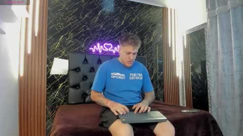 Keane online show from 24, 11, 2025