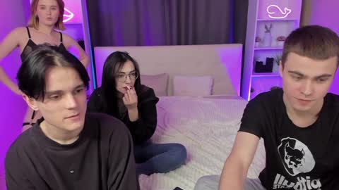 Seb Polly Roxy Jonny online show from 27, 1, 2025