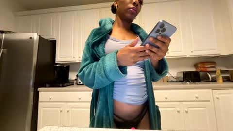 Keephimcum69me online show from 12, 2, 2025