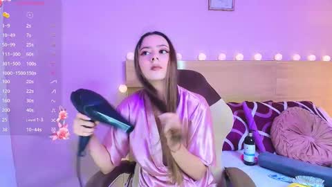 Snapshot of keidancee chatting on 11, 10, 2025 Keidance online show from 11, 10, 2025
