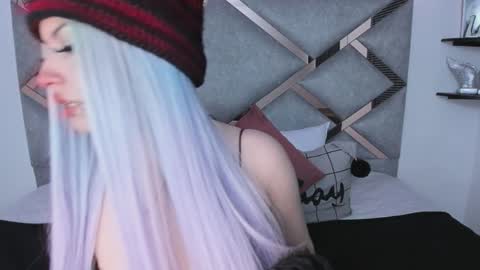 Keidy Monday to Saturday from 200 pm to 810pm  UTC-5 Colombia Time online show from 5, 2, 2025