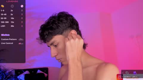 Alejandro Gonzalez online show from 4, 10, 2025