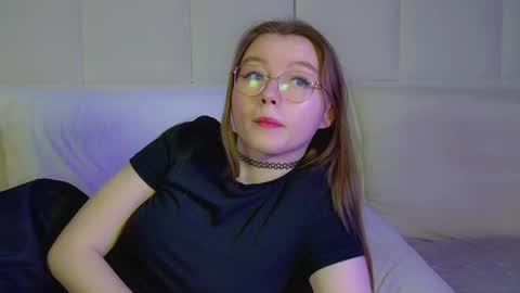 Keira online show from 6, 3, 2025