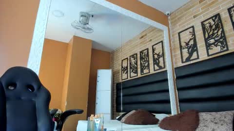 keisy_sanchez online show from 14, 1, 2026