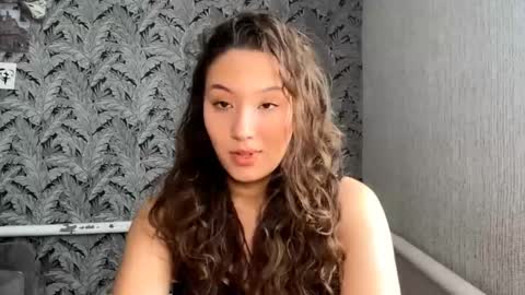 Kely online show from 9, 9, 2025