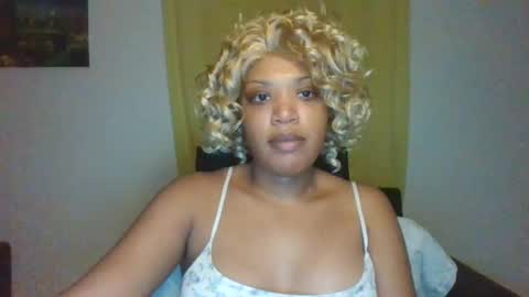 Snapshot of kelliecapri chatting on 14, 7, 2026 Kellie online show from 14, 7, 2026