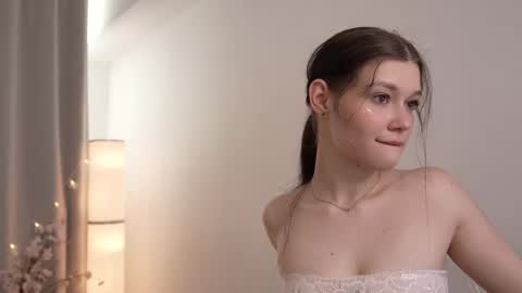  KELLY  online show from 20, 2, 2025