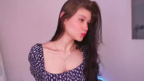  KELLY  online show from 9, 3, 2025