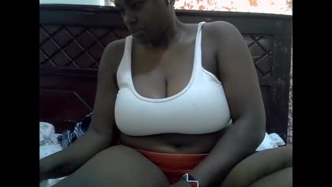 Snapshot of kelly_jones9 chatting on 17, 5, 2026 kelly_jones9 online show from 17, 5, 2026