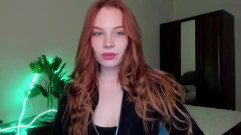 Snapshot of kelly_love_222 chatting on 2, 2, 2026 Kelly online show from 2, 2, 2026