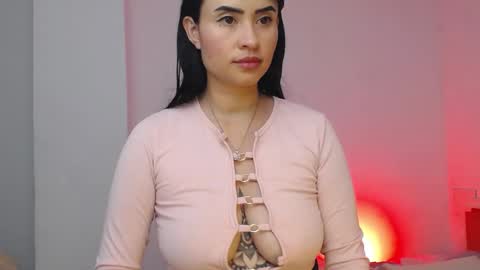 Snapshot of kelly_richardson1 chatting on 19, 2, 2025 elena online show from 19, 2, 2025