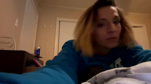 kelly_wight223 online show from 13, 11, 2025