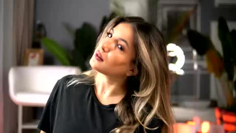 Snapshot of kellymathews chatting on 8, 10, 2025 Denise online show from 8, 10, 2025