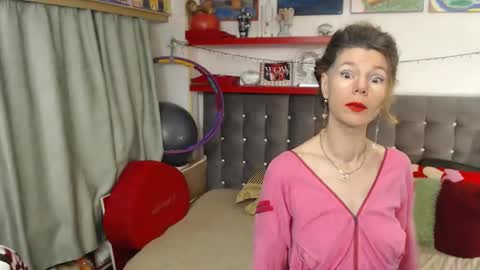 kelly online show from 6, 11, 2025