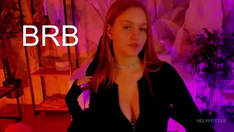 Snapshot of kellypoter chatting on 6, 1, 2025 kelly online show from 6, 1, 2025