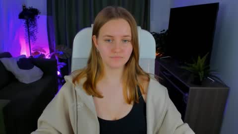 Snapshot of kellypoter chatting on 4, 2, 2025 kelly online show from 4, 2, 2025