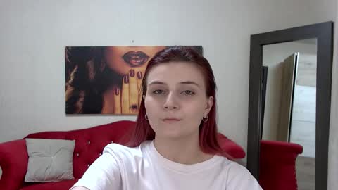 Kelly Stoneys online show from 5, 11, 2025