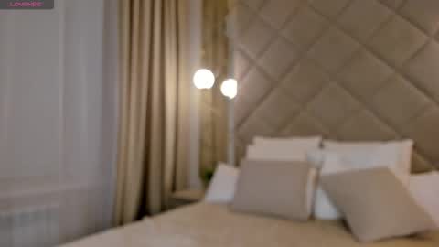 kellyy_bern online show from 4, 11, 2025