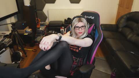 kelseycobalt online show from 21, 1, 2025