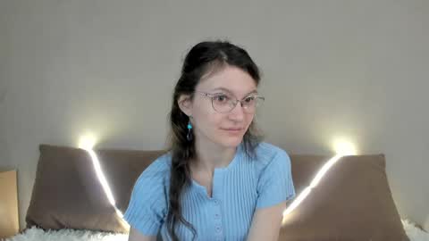 Kelsirabenold online show from 16, 4, 2026