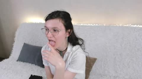Kelsirabenold online show from 26, 5, 2026