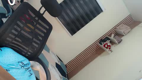 Snapshot of kemdallicious12 chatting on 1, 3, 2025 kimmy online show from 1, 3, 2025