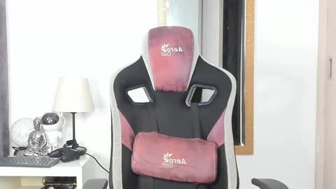 Snapshot of ken_mailik chatting on 12, 10, 2025 ken_mailik online show from 12, 10, 2025