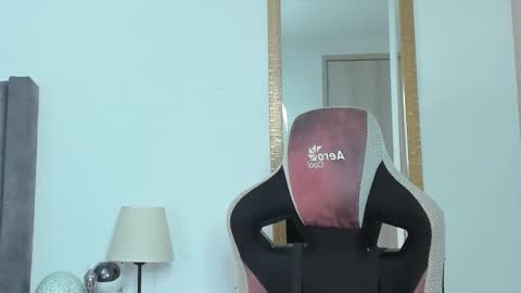 Snapshot of ken_mailik chatting on 19, 10, 2025 ken_mailik online show from 19, 10, 2025