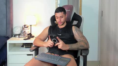 Snapshot of ken_mailik chatting on 24, 10, 2025 ken_mailik online show from 24, 10, 2025