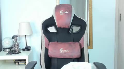 Snapshot of ken_mailik chatting on 2, 12, 2025 ken_mailik online show from 2, 12, 2025