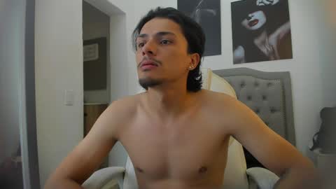 Snapshot of ken_valkov chatting on 10, 4, 2026 Ken Valkov online show from 10, 4, 2026