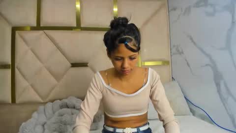 kendall69__ online show from 19, 11, 2025