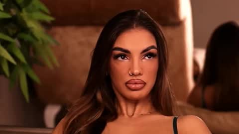 Kendal online show from 4, 10, 2025