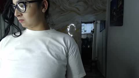 kendall  online show from 13, 9, 2025