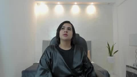 kendall_roous online show from 18, 10, 2025