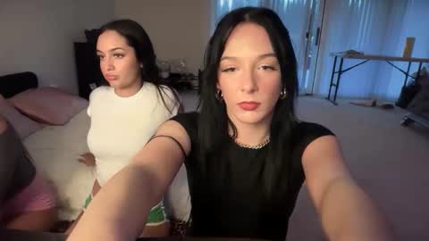 Snapshot of kendallmonroee chatting on 9, 11, 2025 kendallmonroee online show from 9, 11, 2025