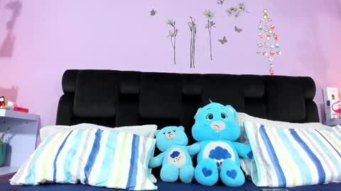 Snapshot of kendallwings chatting on 16, 12, 2025 kendallwings online show from 16, 12, 2025