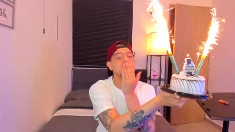 kendel_dimitri online show from 17, 4, 2026