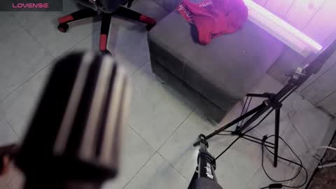 Kender online show from 4, 1, 2025