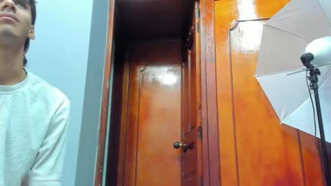 kendra and liam online show from 15, 10, 2025