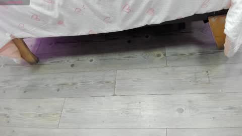 Kendra London online show from 24, 3, 2026