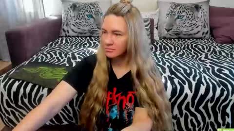 Kendra online show from 9, 9, 2025