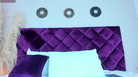 Snapshot of kendralholson chatting on 4, 1, 2025 Kendral online show from 4, 1, 2025