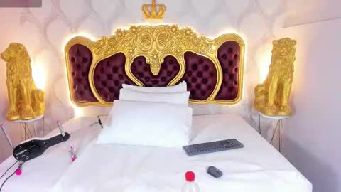 Snapshot of kendralholson chatting on 16, 10, 2025 Kendral online show from 16, 10, 2025