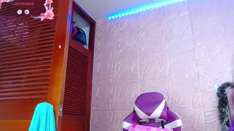 KENDRAPOTTER online show from 8, 1, 2026