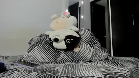 Snapshot of kendrasthefania chatting on 15, 1, 2025 kendra Sthefania online show from 15, 1, 2025