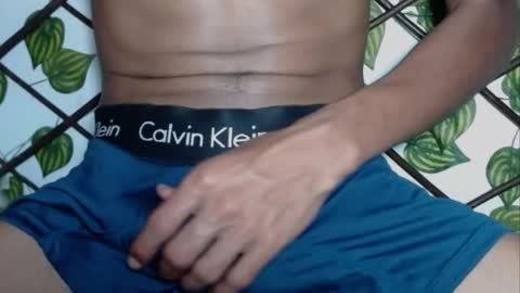 modelo latinos  independiente online show from 13, 4, 2026